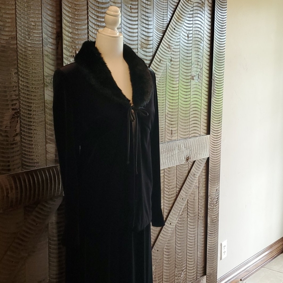 Layering evening top - Picture 3 of 6